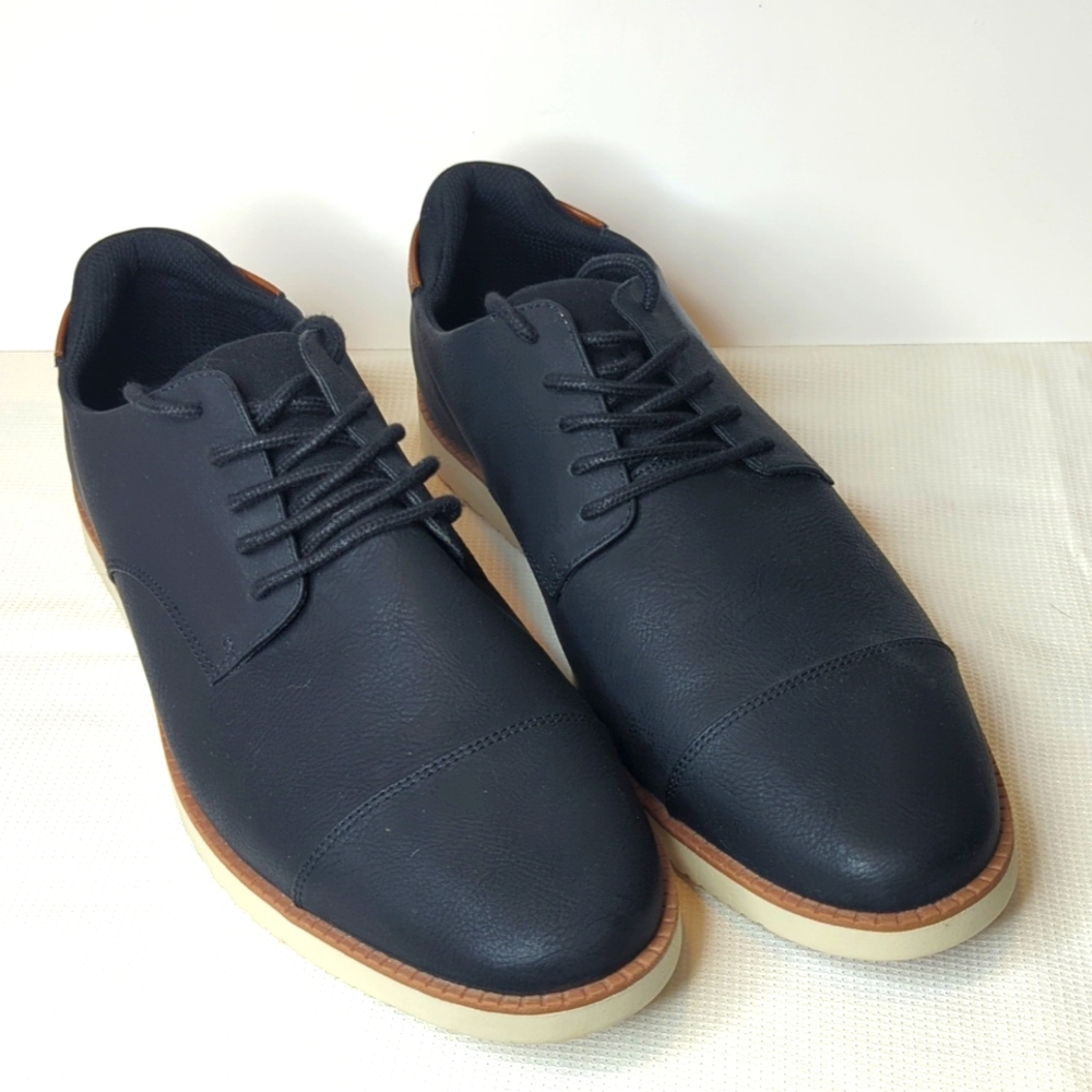 Dr. Scholl's Men's Size 13W Sync Cap Oxford Shoes in Black